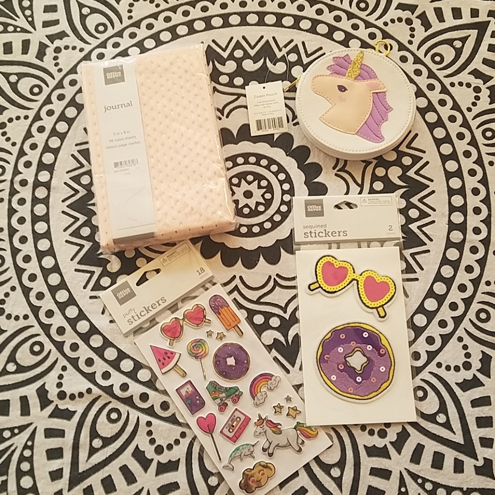 👧Girls fun lot 4 pcs👧
